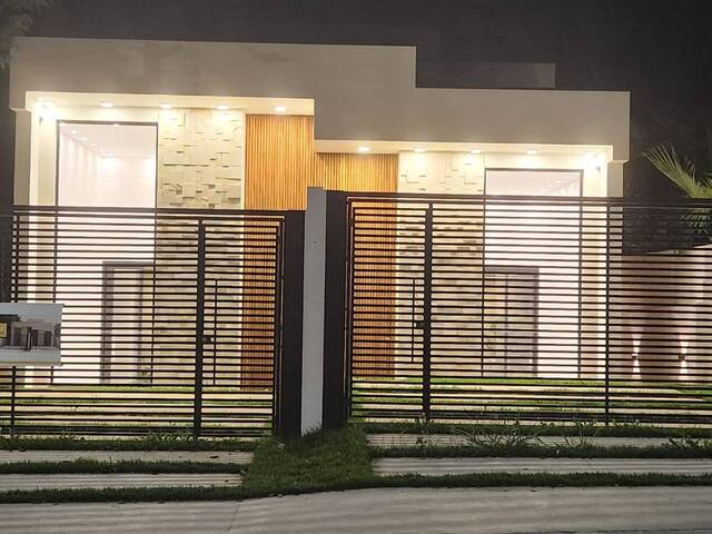 #CAS-065 - Casa para Venda em Atibaia - SP - 2