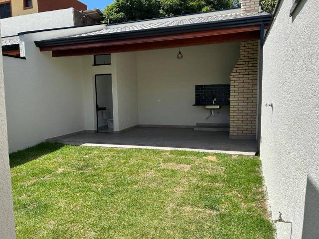 Casa para Venda em Atibaia - 4